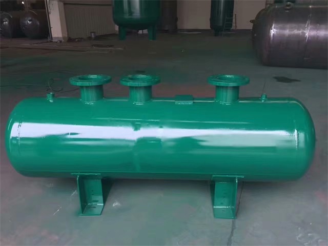 东西湖东西湖东西湖蒸汽分气缸1.jpeg